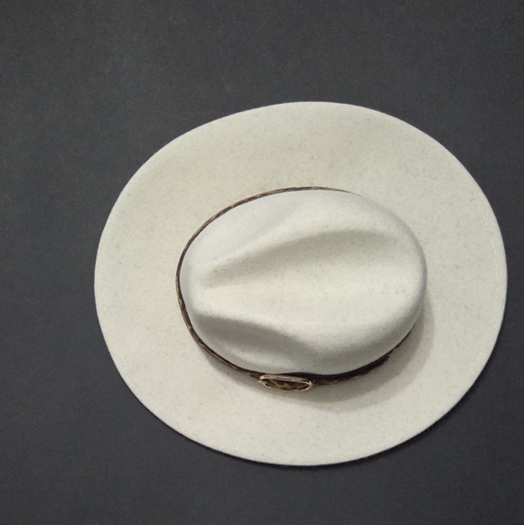 Altar'd State Leopard Belted Wool Hat - Picture 11 of 16